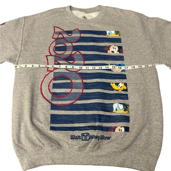 Walt Disney World 2020 Crewneck Sweatshirt Medium Gray with Characters & Parks - Picture 8 of 9
